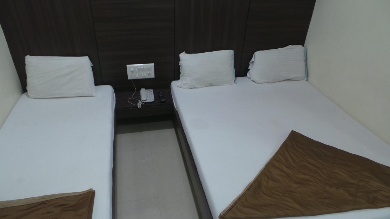 Hotel Gemini Мумбаи Экстерьер фото
